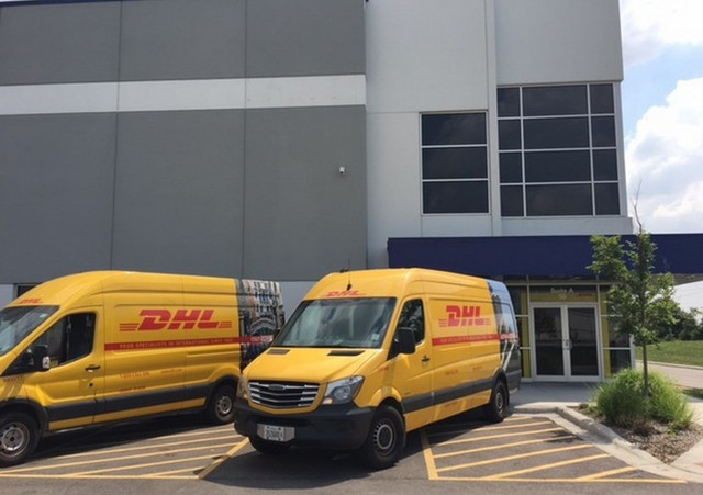 DHL